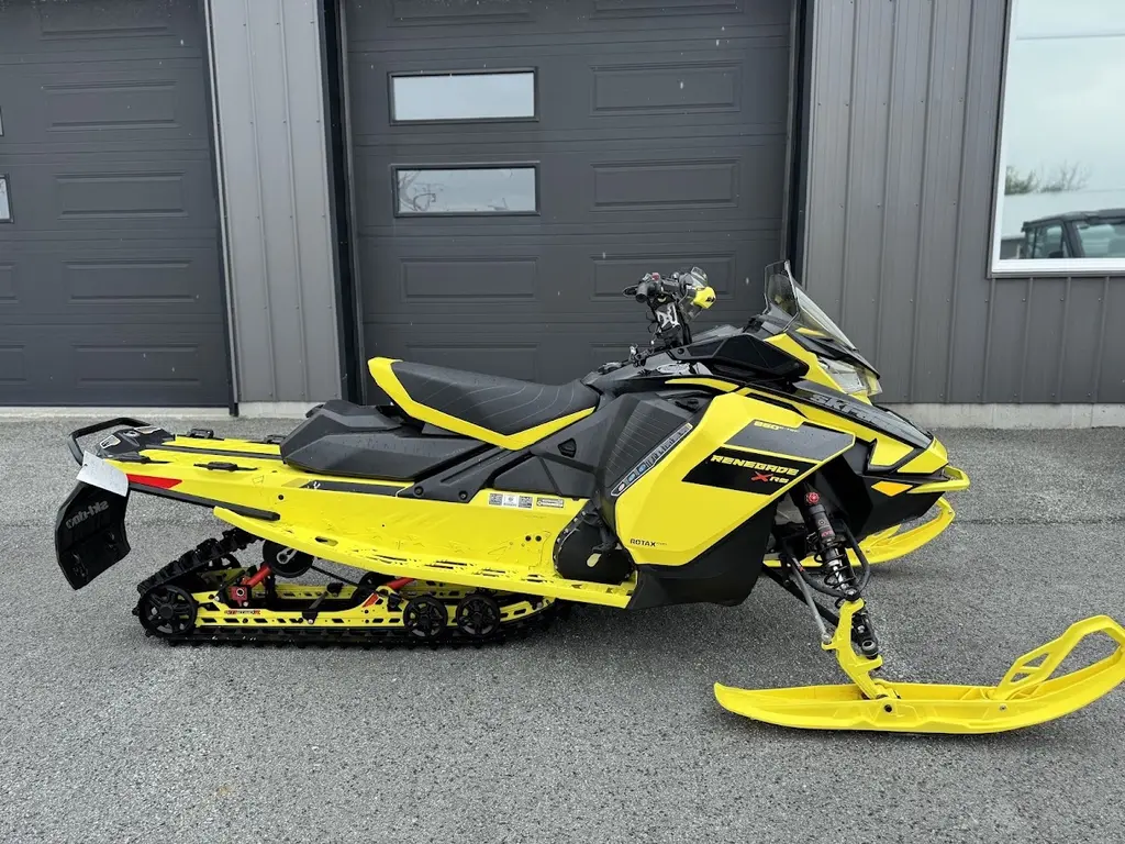 2021 Ski-Doo Renegade X 850 E-TEC