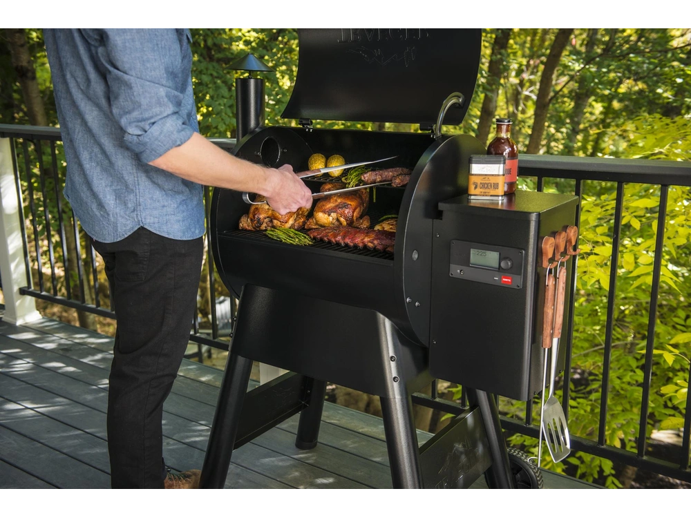 2024 Traeger Pro 575 alt