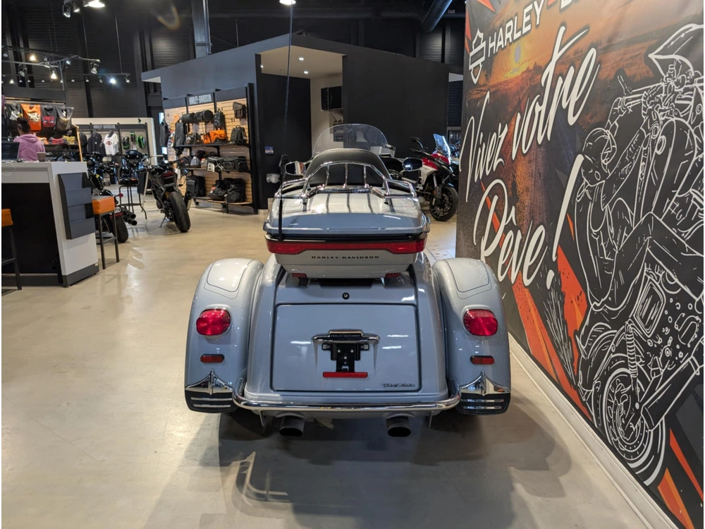 Harley-davidson Trike Tri Glide Ultra Flhtcutg 2023 alt