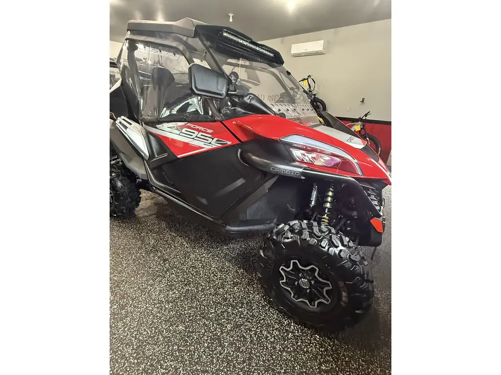 CFMOTO ZFORCE 950 EPS 2021