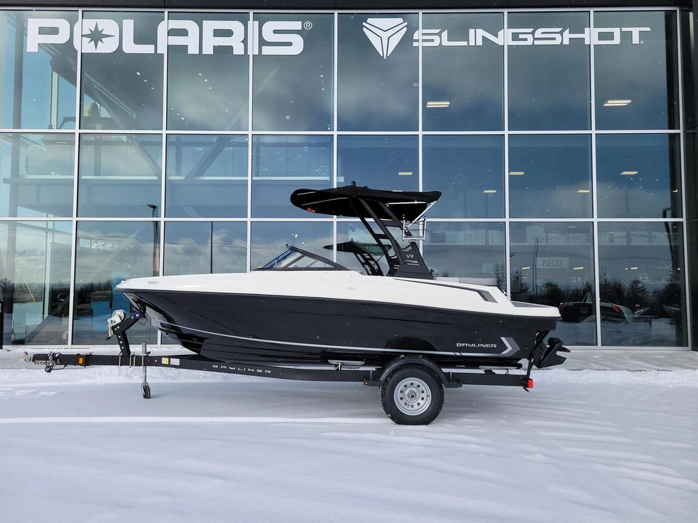 Bayliner Vr4 2023 alt