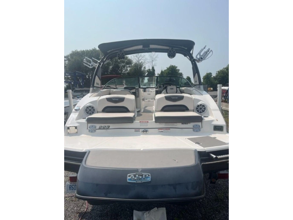 2016 Chaparral 223 Vrx