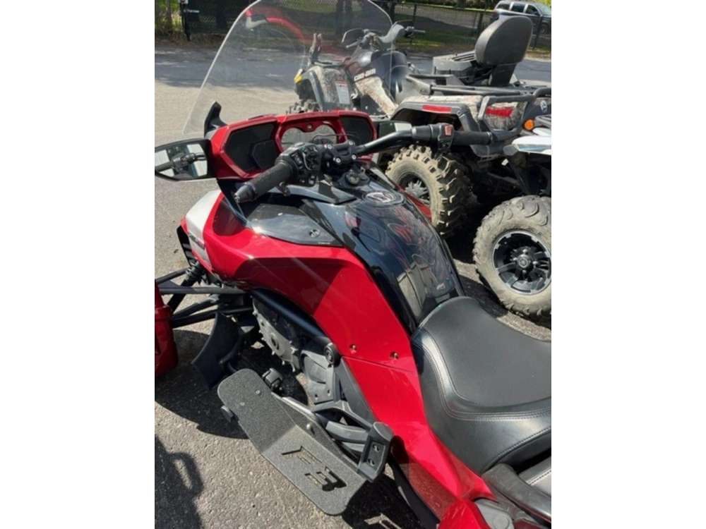 2017 Can-am Spyder® F3-t 6-speed Semi-automatic (se6)