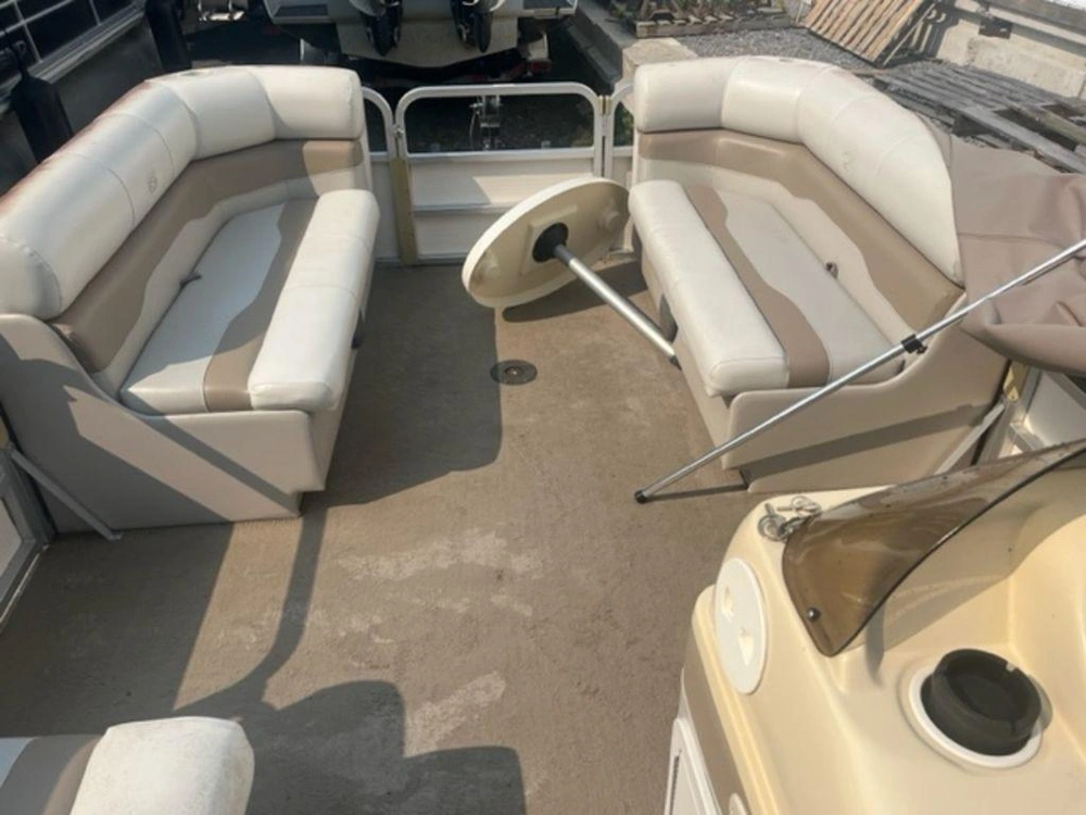 2003 Smoker-craft 20 Pontoon