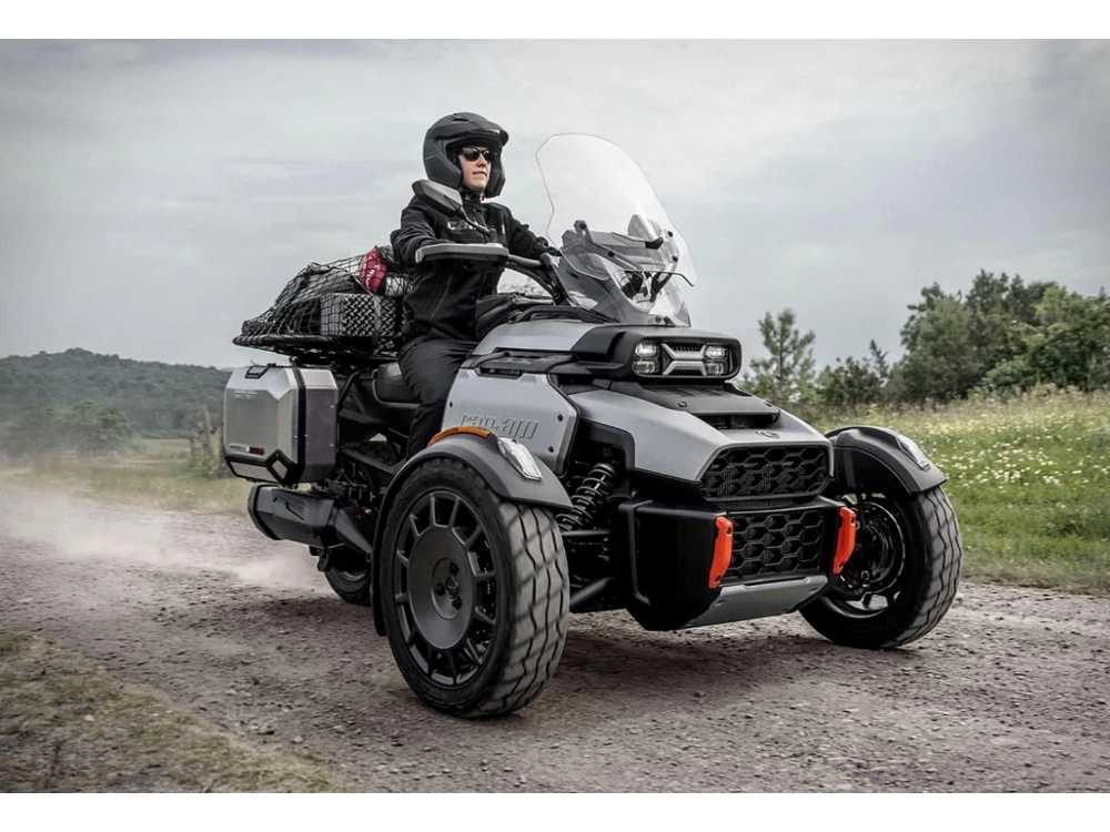2025 Can-am Canyon alt