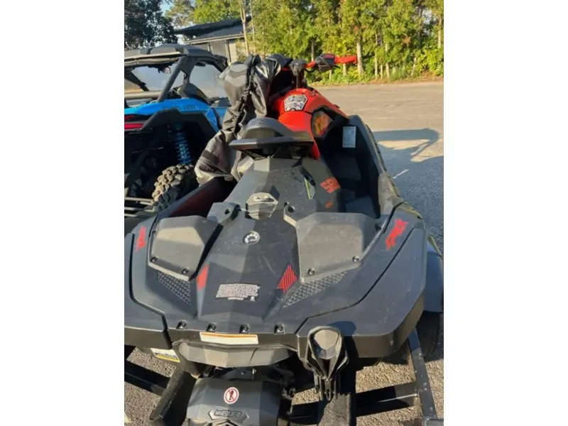 2022 Sea-Doo Spark® Trixx™ 2-up Rotax® 900 H.O. ACE™ iBR