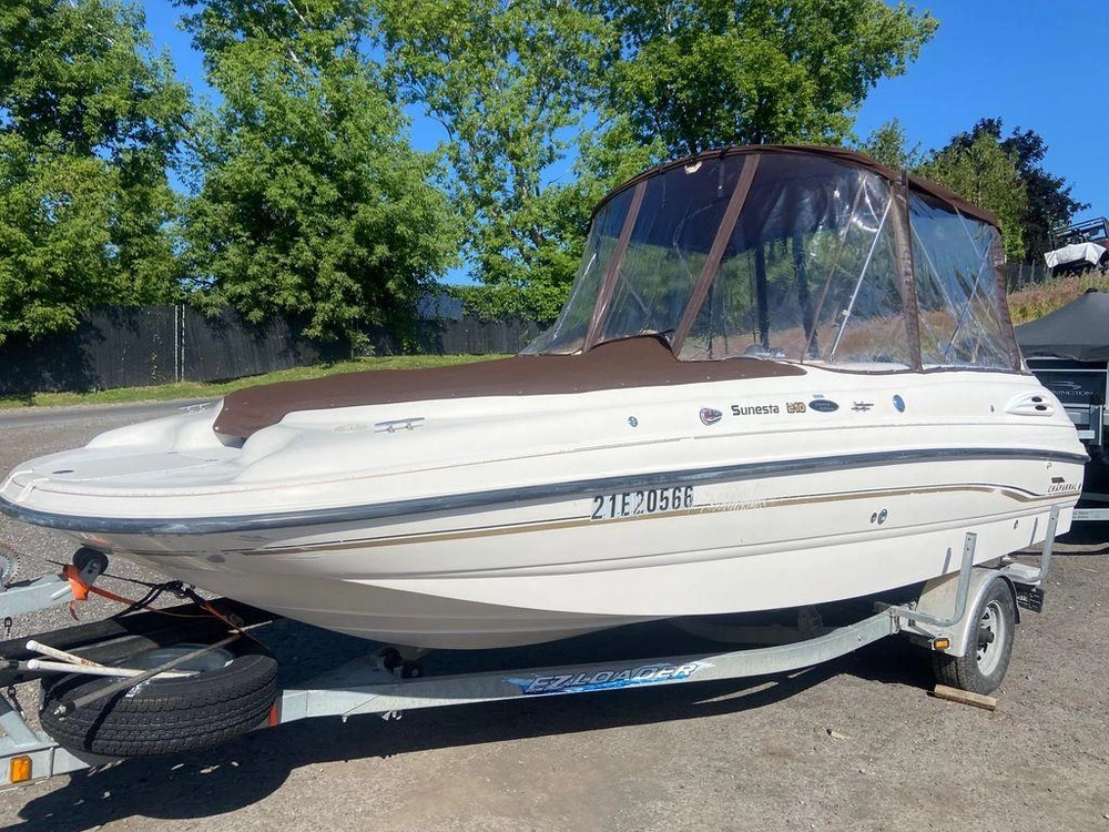 1999 Chaparral 210 Sunesta