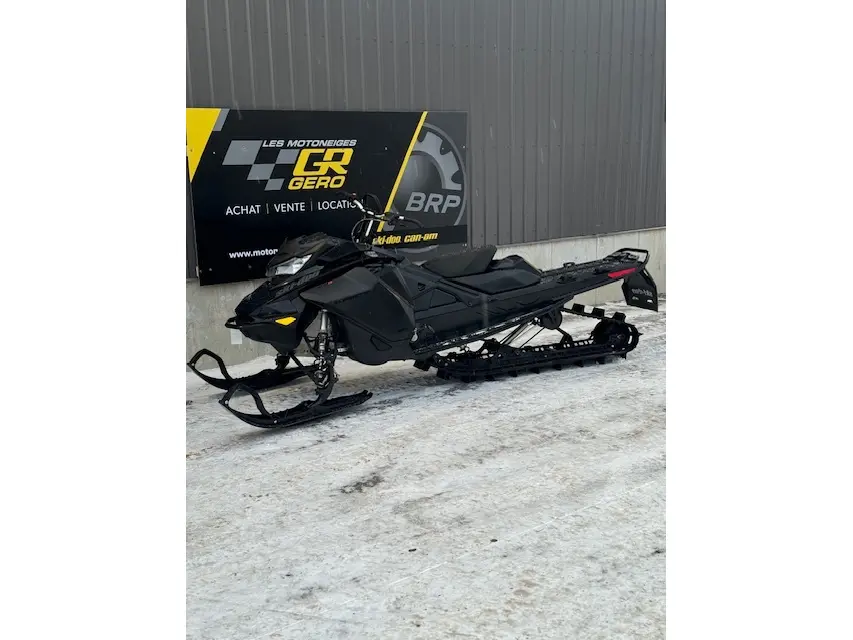 2022 Ski-Doo summit 600r / 154 pouce