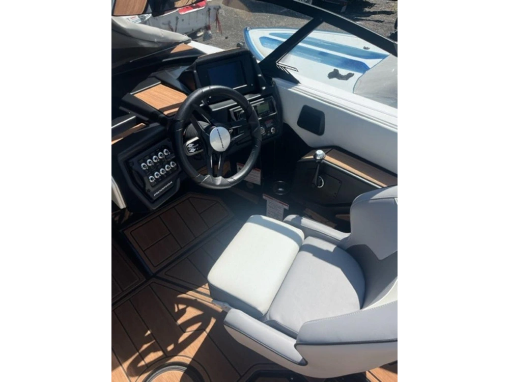 2022 Moomba Mojo