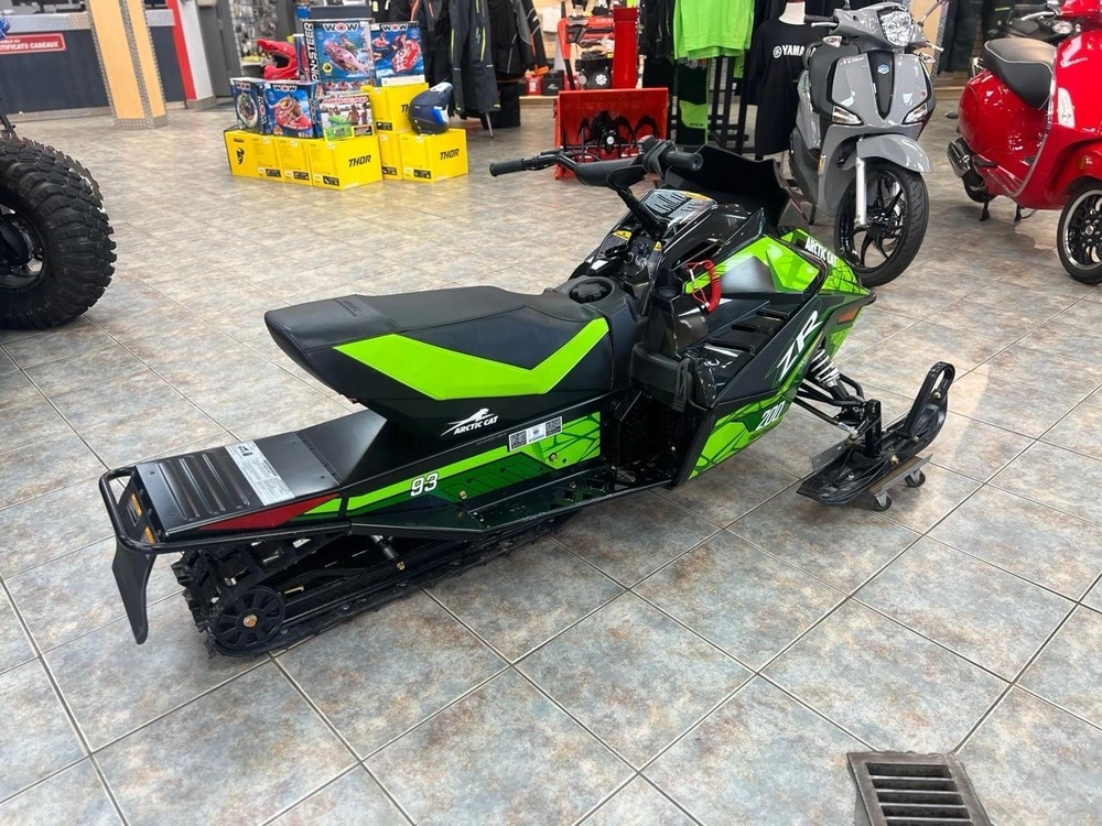 Arctic Cat Zr 200 Es 2025 alt