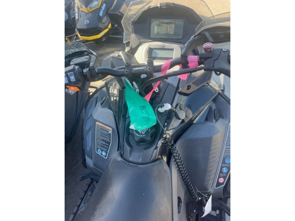 2021 Ski-doo Renegade® Adrenaline Rotax® 600r E-tec® Black