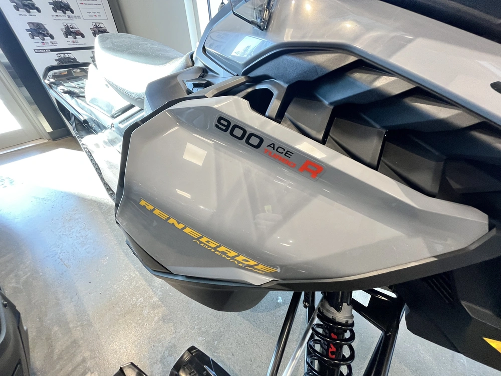 Ski-doo Renegade Adrénaline 900 Turbo R 2025 alt