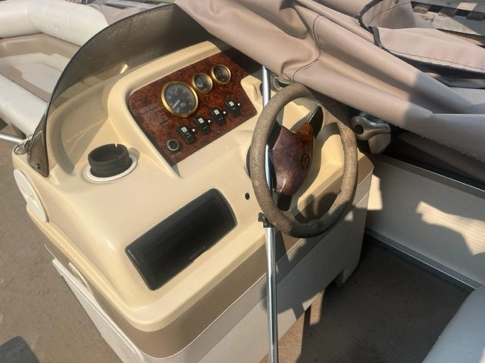 2003 Smoker-craft 20 Pontoon