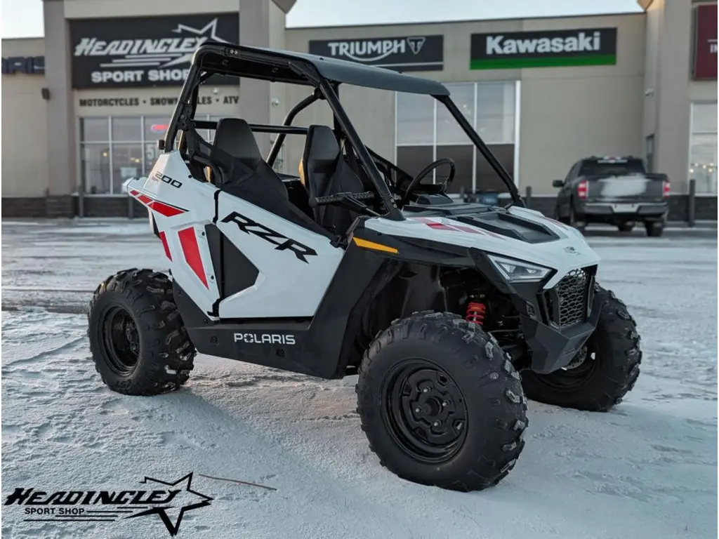 2023 Polaris RZR 200 EFI