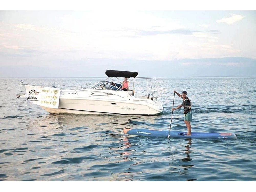 1999 Rinker Boat Co 280