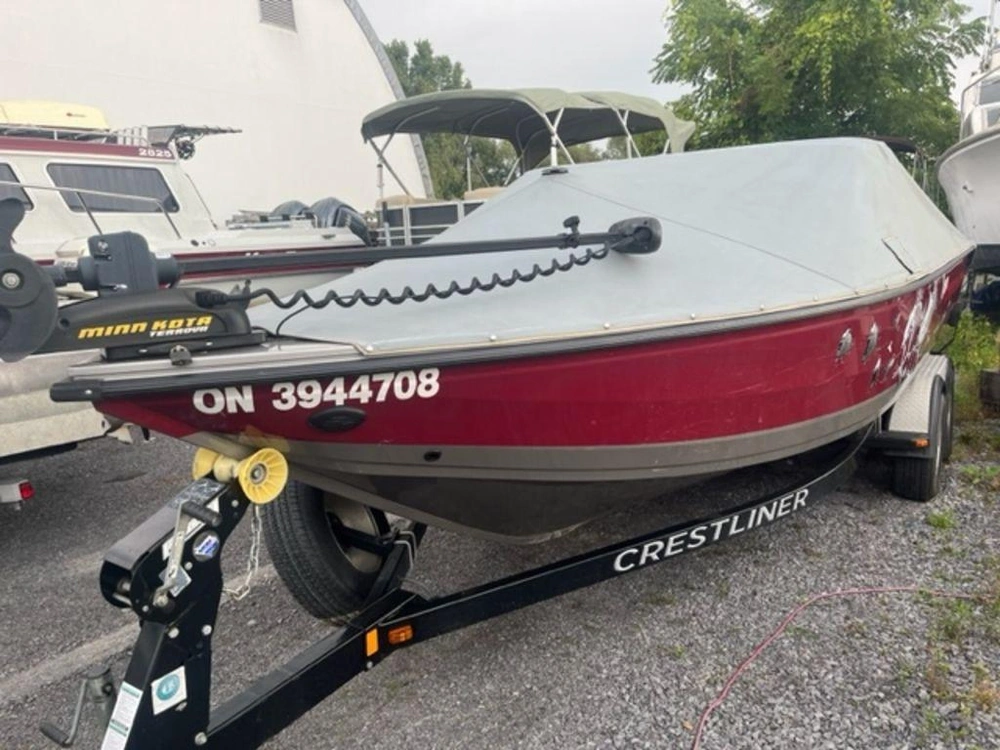 2013 Crestliner Raptor 2050