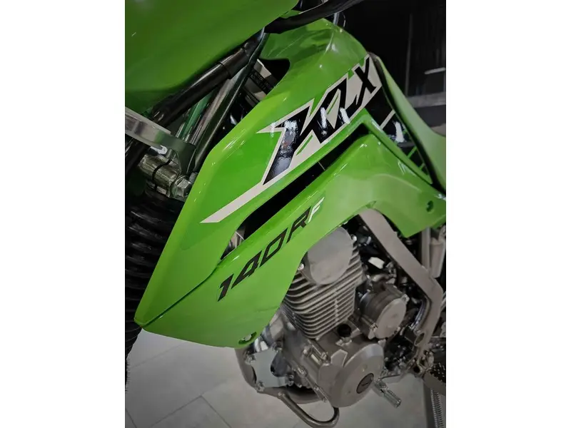 2025 Kawasaki KLX140R F thumbnail 7