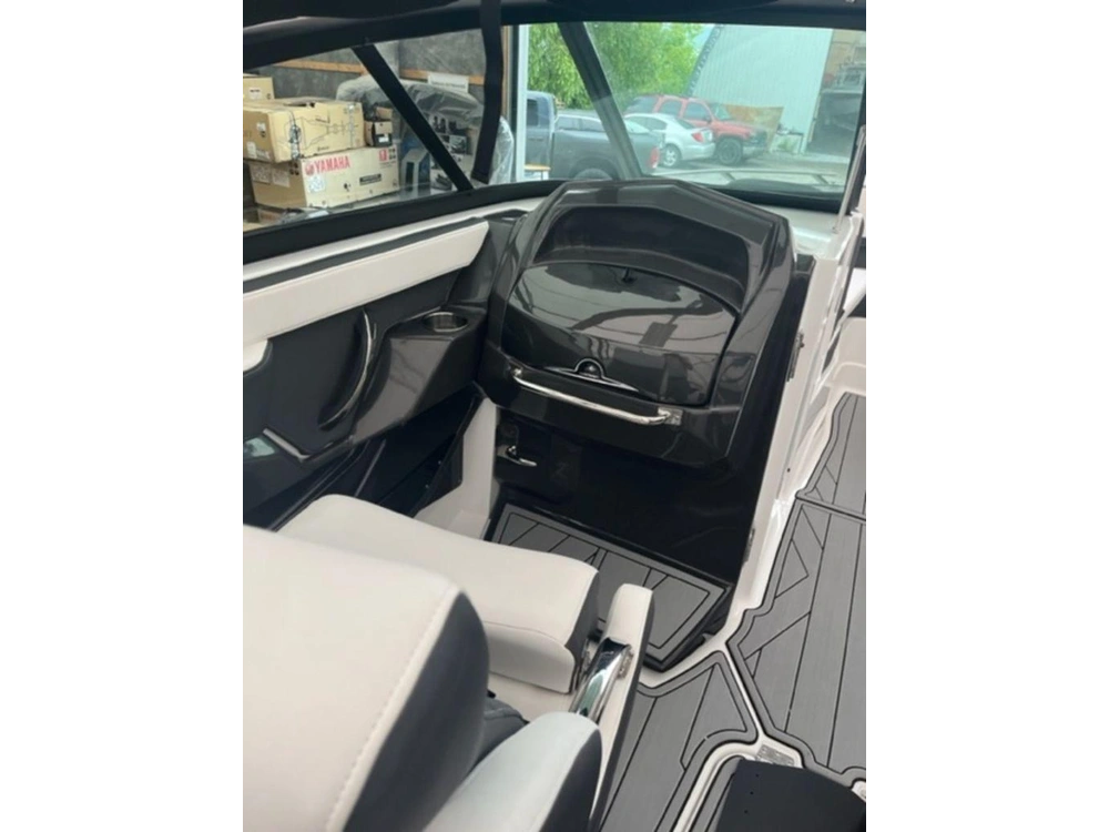 2025 Monterey Boats 258ss