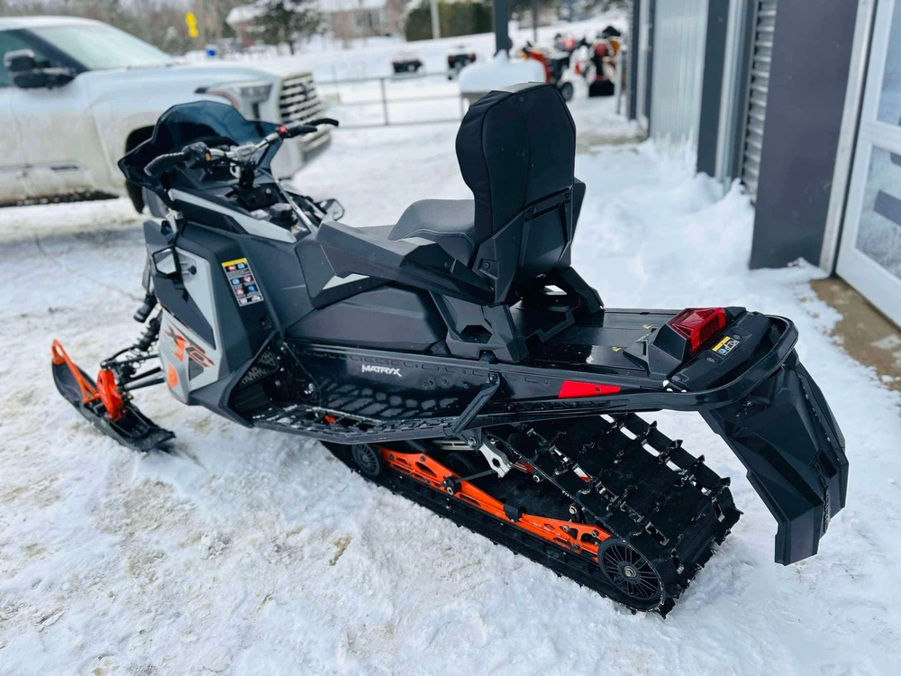 Polaris Indy Xc 850 137 2023 alt