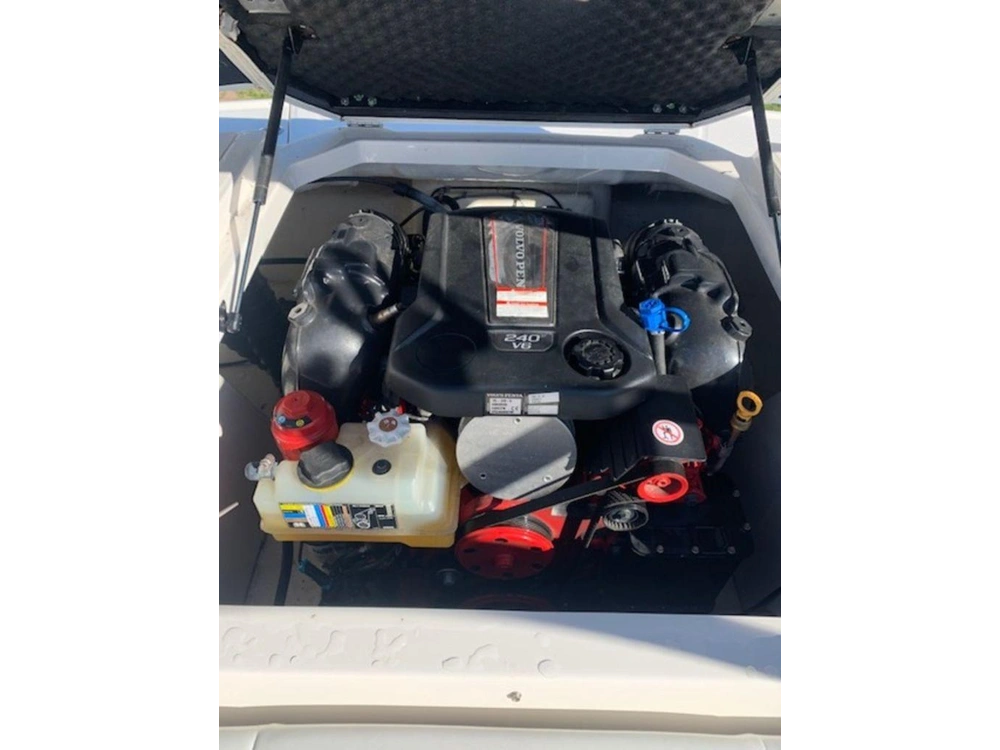 2016 Chaparral 21 H2o Sport