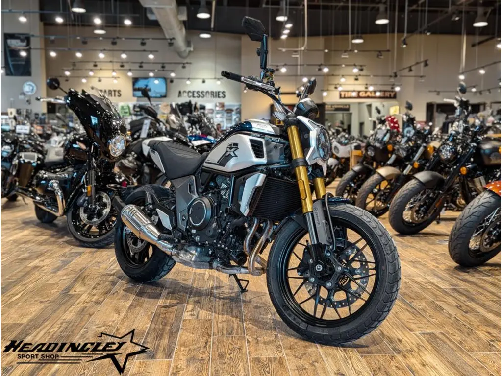 2023 CFMOTO 700CL-X Heritage // Twilight Blue