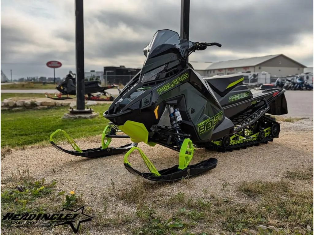 2024 Polaris Patriot Boost Switchback Assault 146