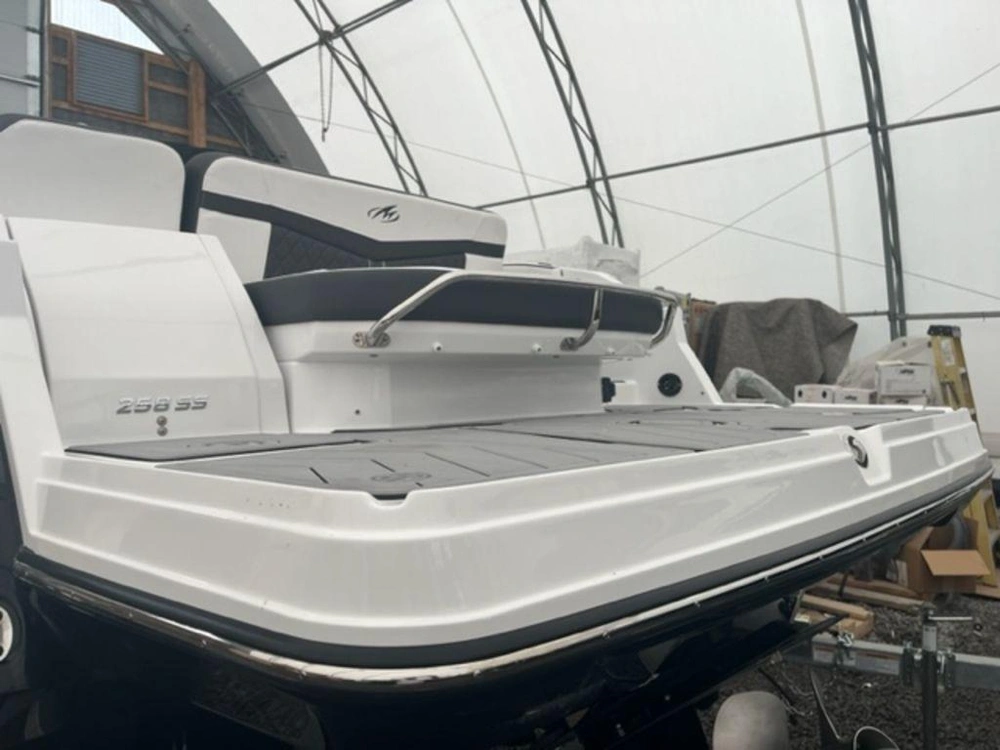 2025 Monterey Boats 258ss