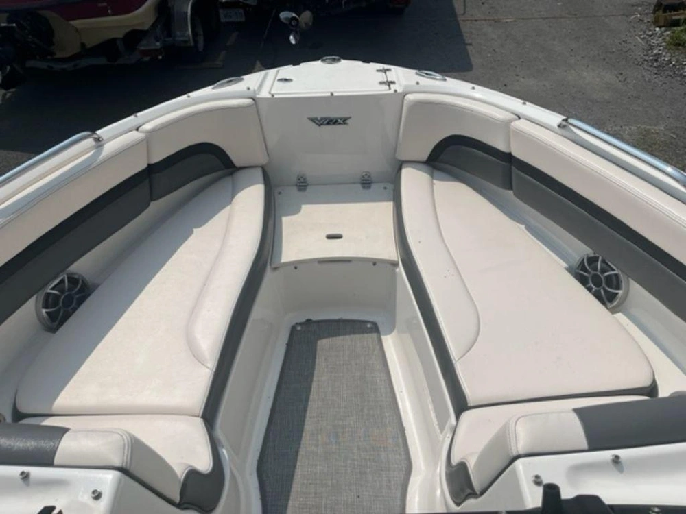 2016 Chaparral 223 Vrx