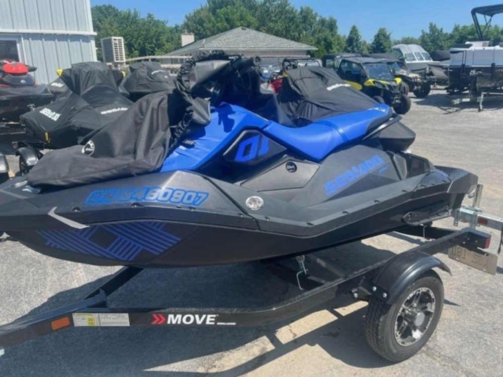 2022 Sea-doo Spark® Trixx™ 3-up Rotax® 900 H.o. Ace™ Ibr