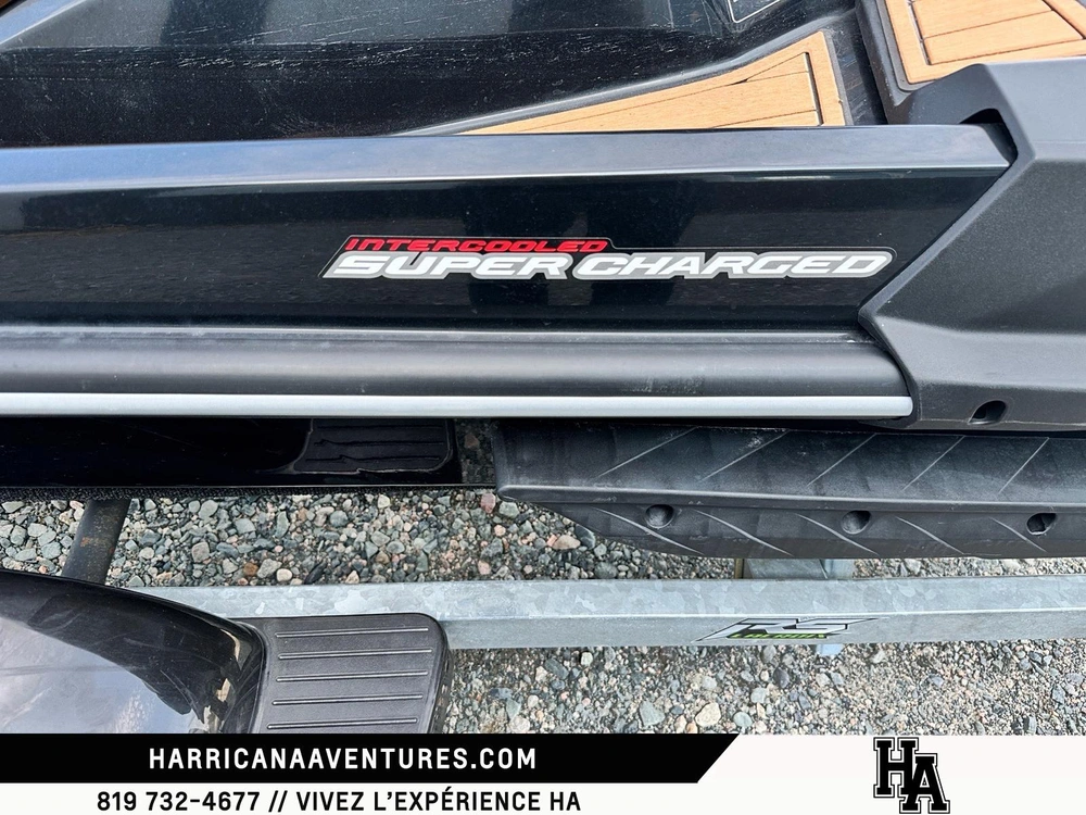 Kawasaki Ultra 310lx 2022 alt