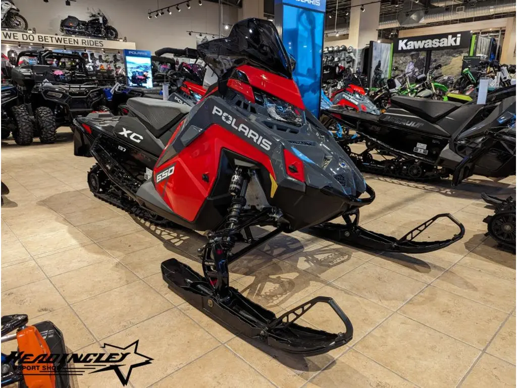 2024 Polaris 650 Indy XC 137 Indy Red