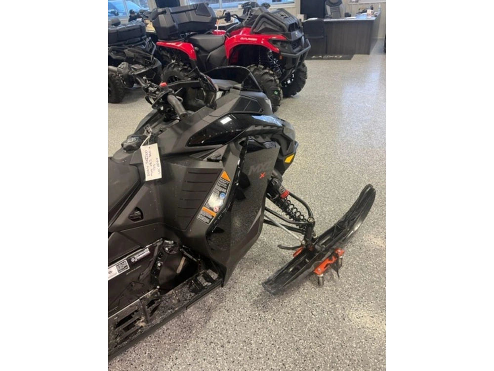 2024 Ski-doo Mxz® X-rs® Rotax® 850 E-tec 129 Ripsaw 1.25 Shox 10.25 Black