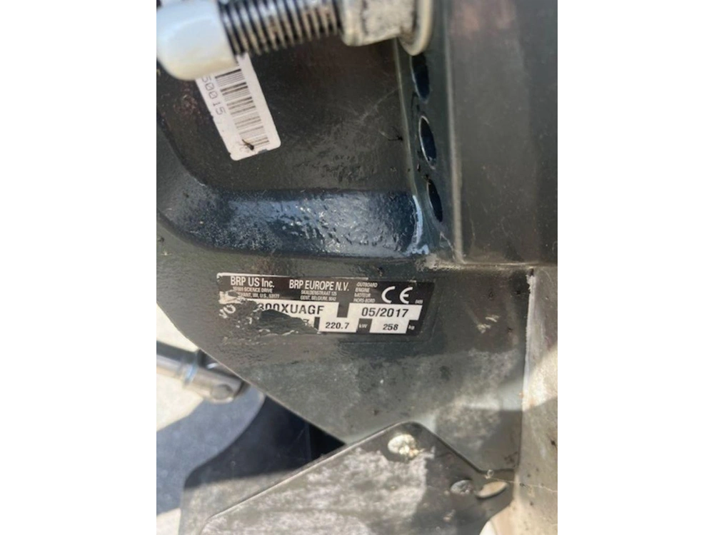 2017 Manitou 25 X-plode Xt Shp