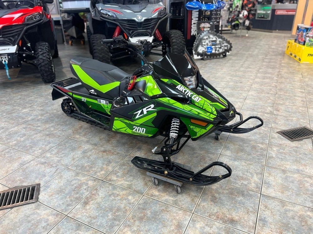 Arctic Cat Zr 200 Es 2025 alt