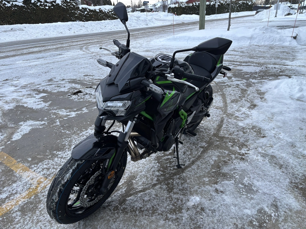 Kawasaki Z650 Abs 2025 alt