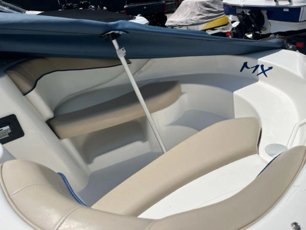 2005 Glastron 175