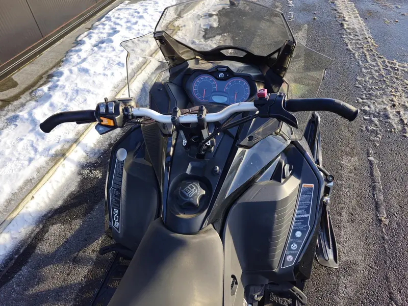 2018 Ski-Doo RENEGADE RENEGADE 850X