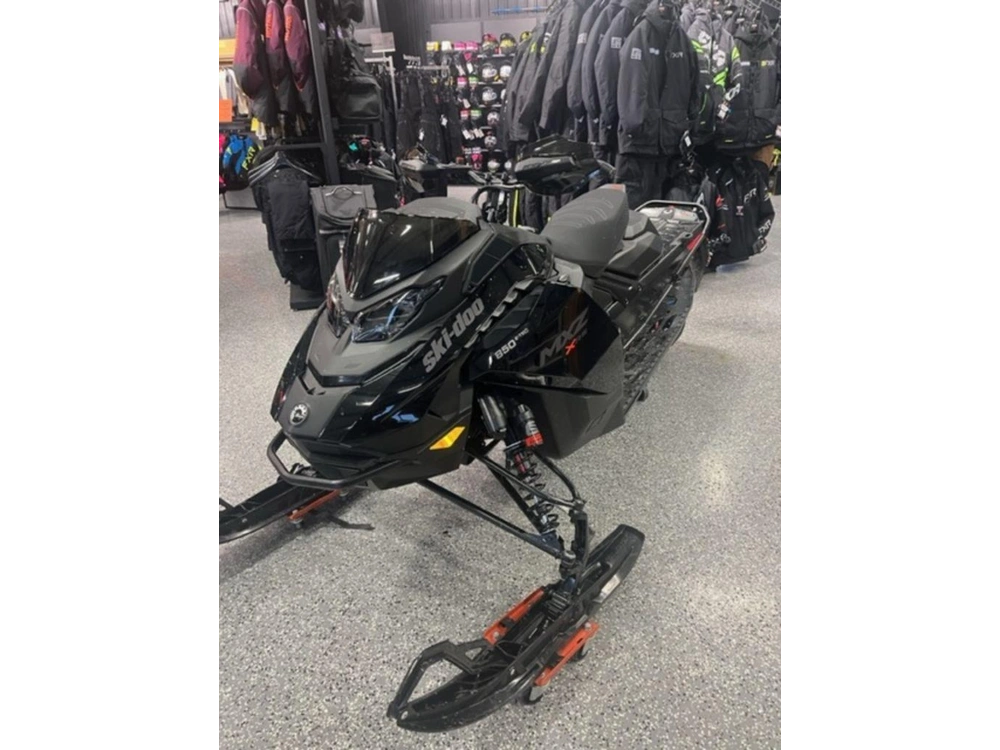 2024 Ski-doo Mxz® X-rs® Rotax® 850 E-tec 129 Ripsaw 1.25 Shox 10.25 Black