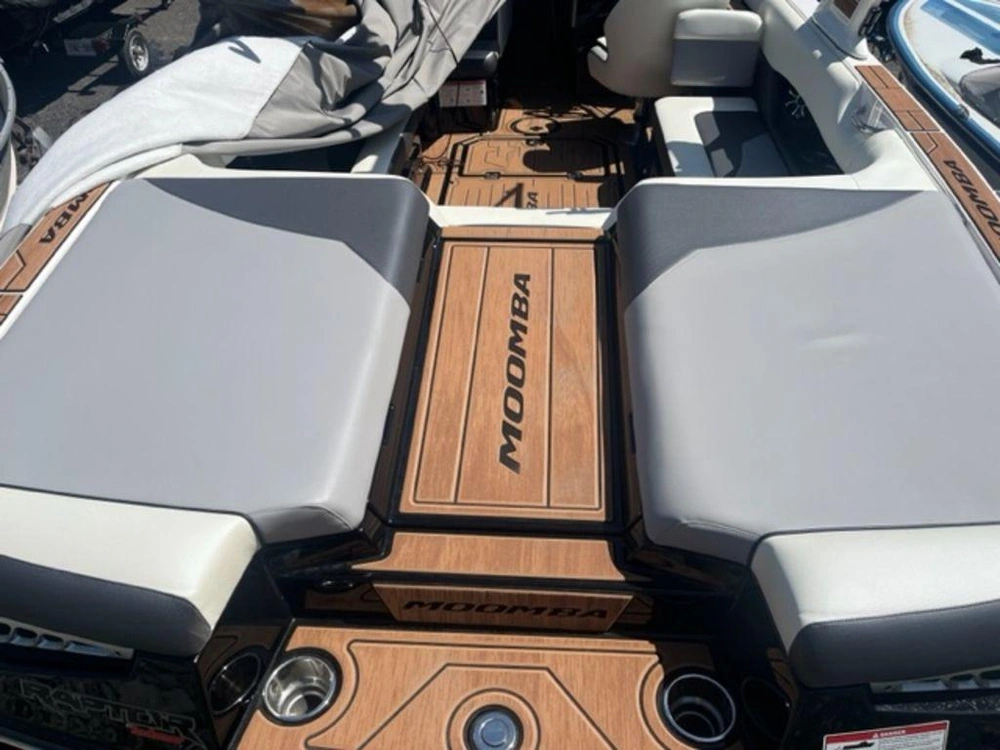 2022 Moomba Mojo