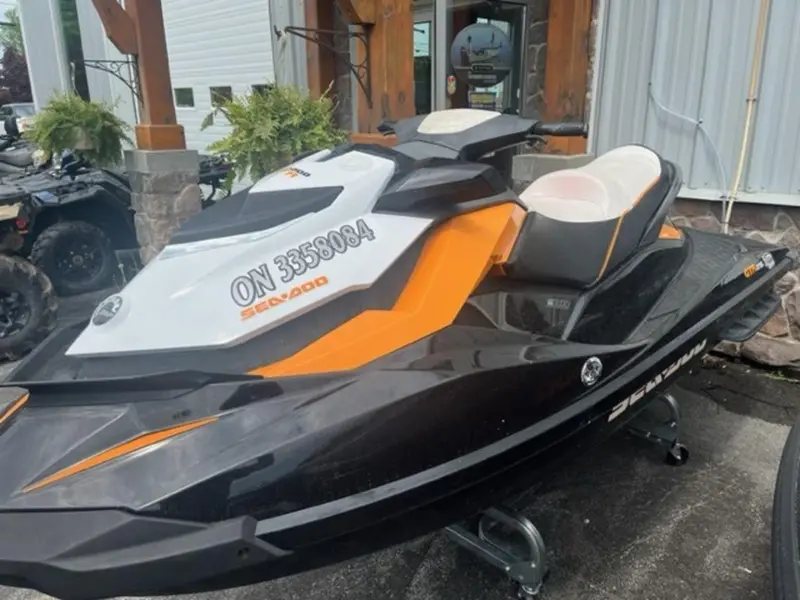 2012 Sea-Doo GTR 215