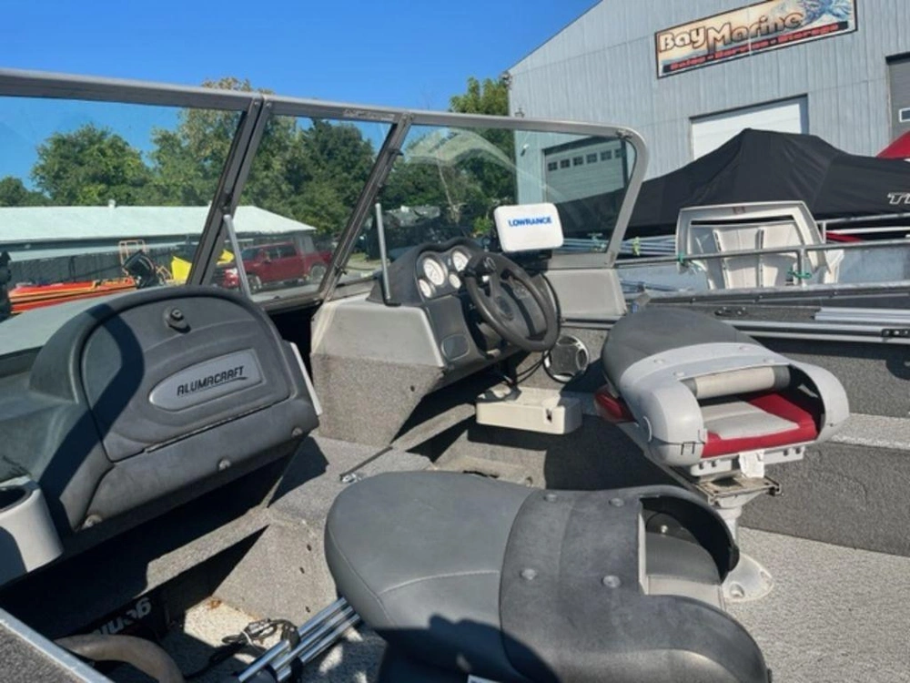 2006 Alumacraft Dominator 175