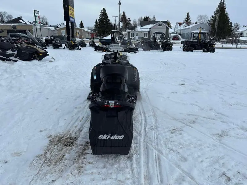 2020 Ski-Doo Renegade End 850