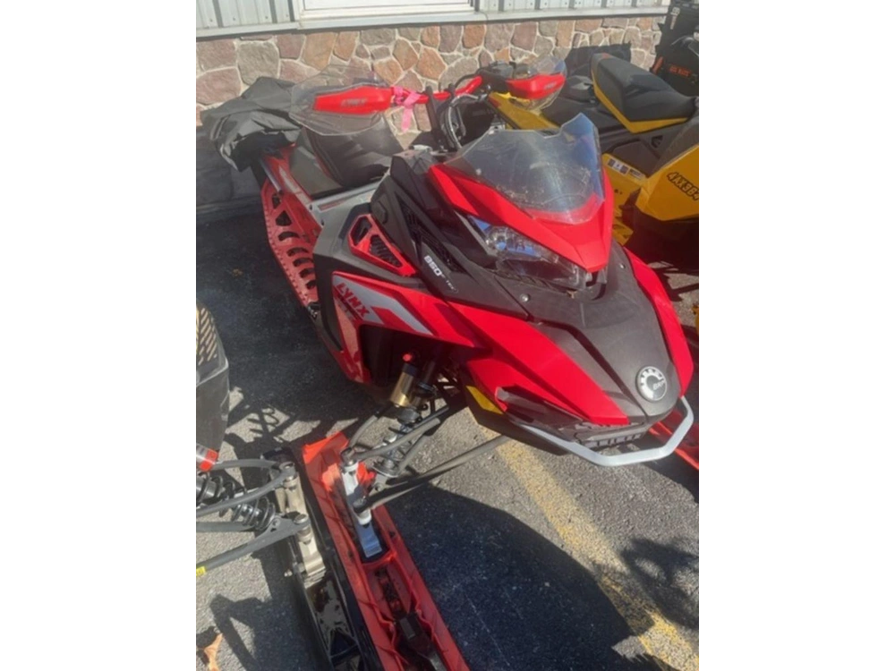 2022 Ski-doo 2022 Lynx® Rave Re