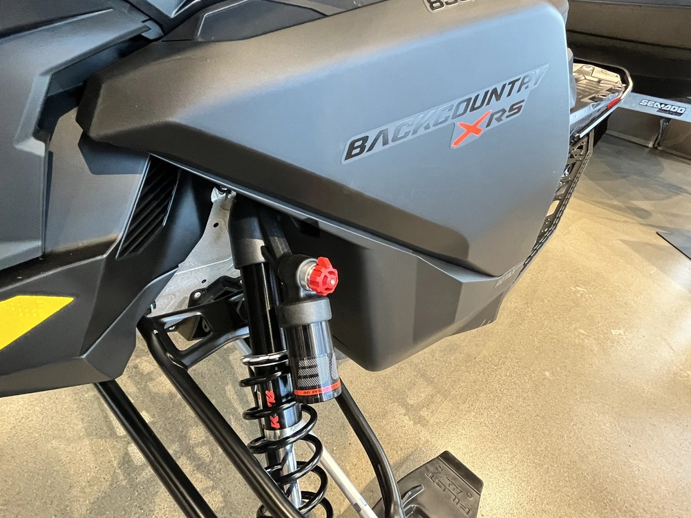 Ski-doo Backcountry X-rs 146 850 E-tec Storm 150 1.5'' E.s. 2025 alt