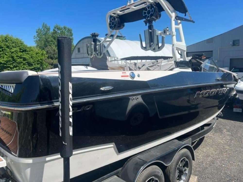 2022 Moomba Mojo