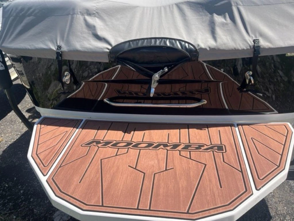 2022 Moomba Mojo