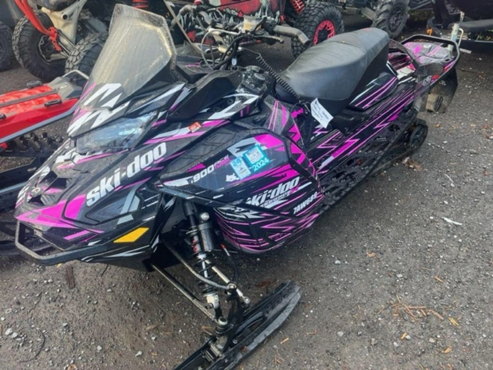 2023 Ski-doo Renegade® X® 900 Ace™ Turbo R Ripsaw 1.25_ 7.8" / Black