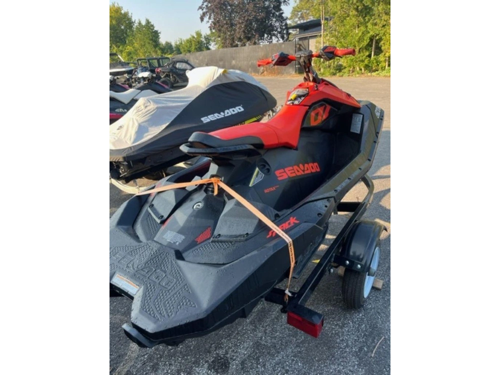 2021 Sea-doo Spark® Trixx™ 3-up Rotax® 900 H.o. Ace™ Ibr