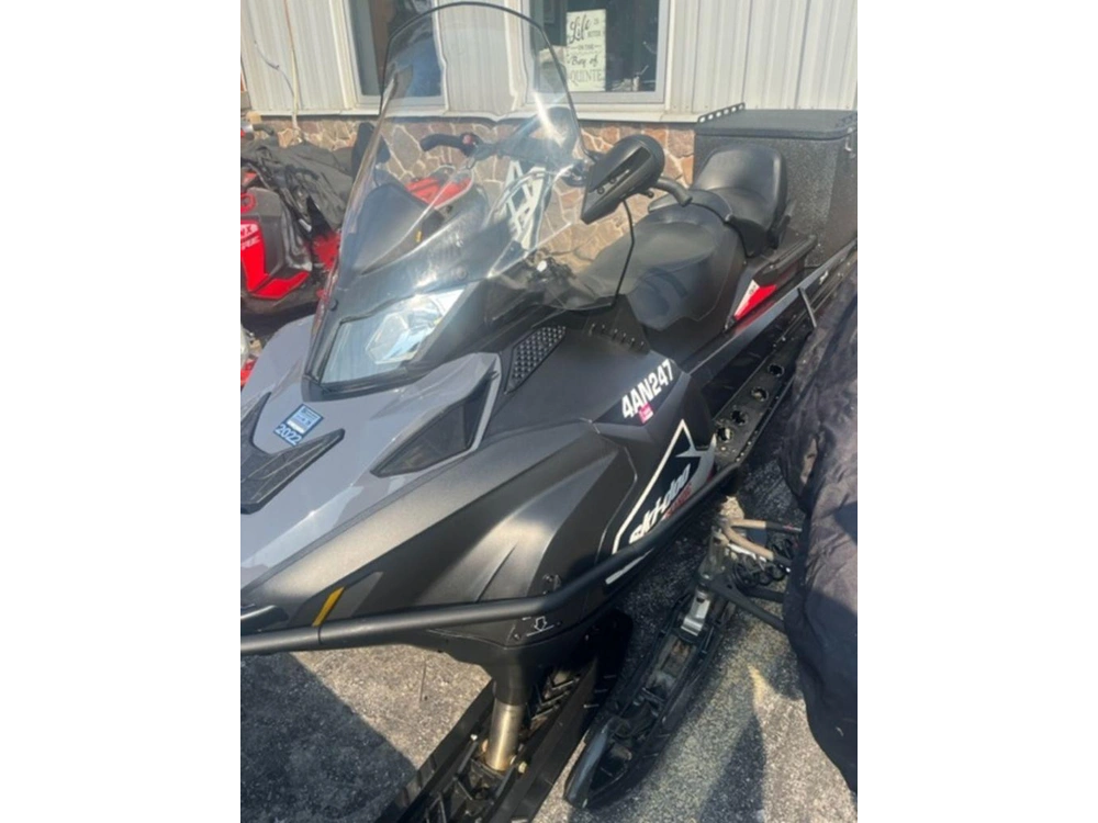 2018 Ski-doo Skandic® Swt 24 X 156 X 1.25 Rotax® 600 H.o. E-tec® Rev-xu S Lev 156