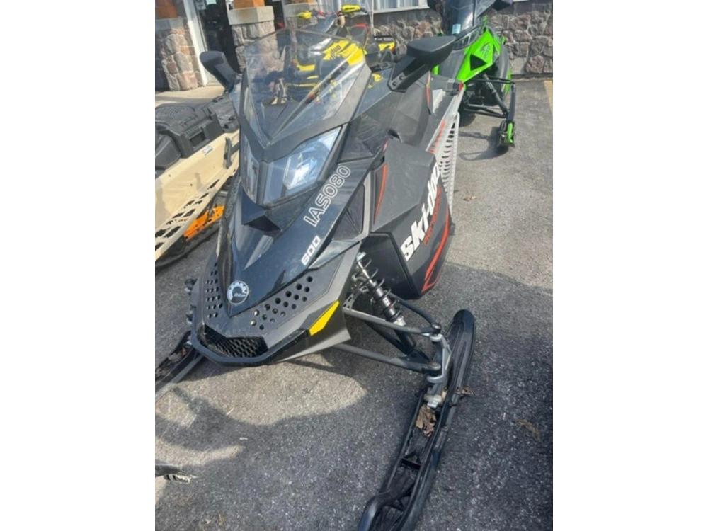 2018 Ski-doo Renegade® Sport Cobra 1.25 Rotax® 600 Carb Rev-xp